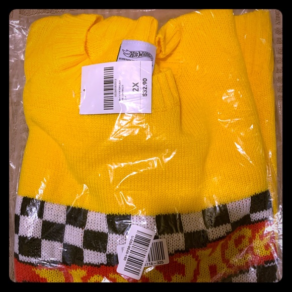 Forever 21 Sweaters - Hot Wheels Sweater 2X